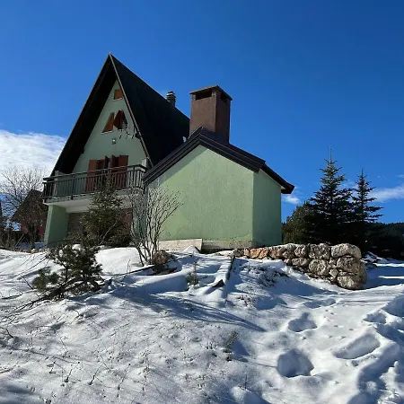 Vikendica Cajusa *